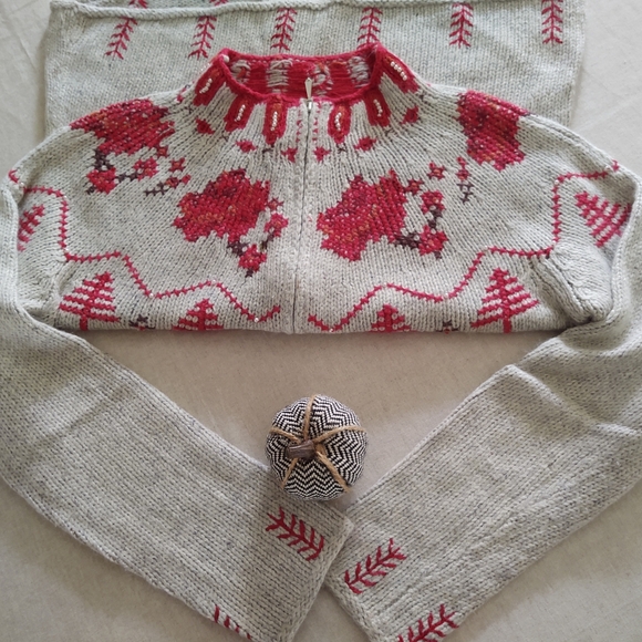 🌹Roses Embroidered Cardigan-Sweater~ by Villager Size: S - Picture 3 of 10